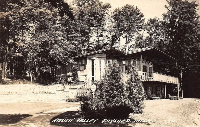 Hidden Valley - Old Post Cards And Mementos (newer photo)